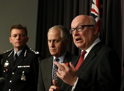 (L to R) APF Commissioner Colvin, then Comms Minister Turnbull, AG Brandis announcing the data retention legislation. Image: Alex Ellinghausen (SMH)